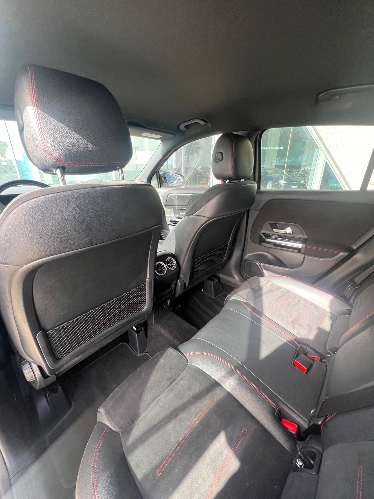 Mercedes-Benz GLA 250 e phev Premium OFFERTA T-STOCK PREZZO IMPERDIBILE