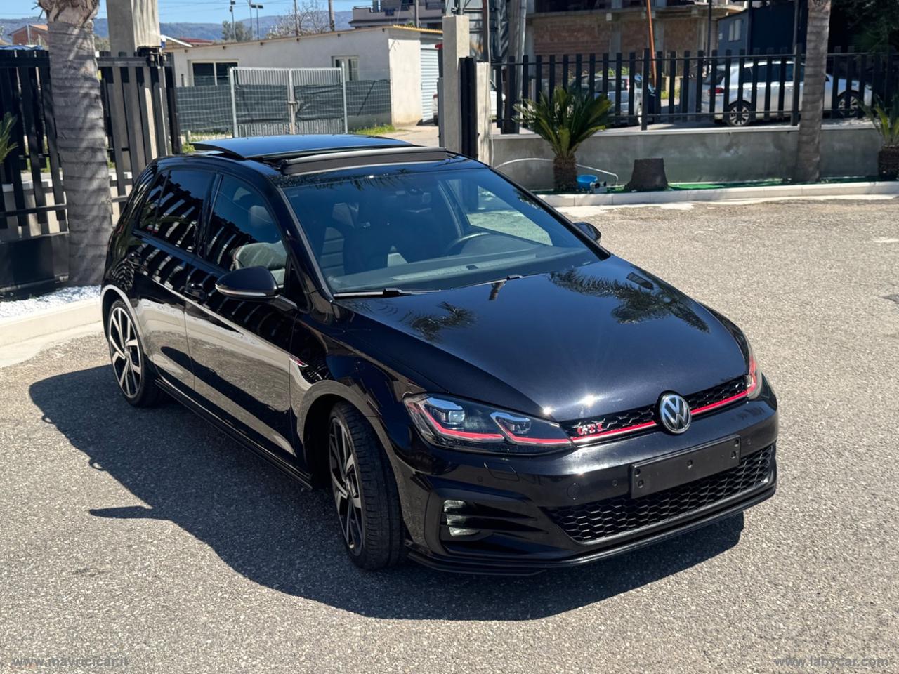 VOLKSWAGEN Golf GTI Perf. 2.0 245CV TSI DSG 5p. BMT