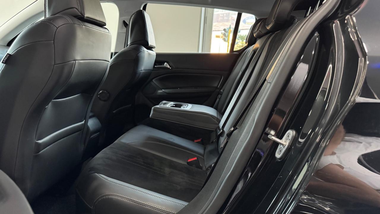 Peugeot 308 BlueHDi 120 S&S EAT6 GT Line