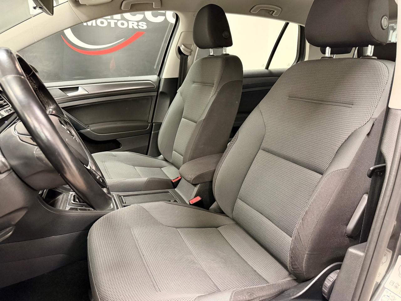 Volkswagen Golf 1.5 TGI DSG 5p. Business BlueMotion Technology