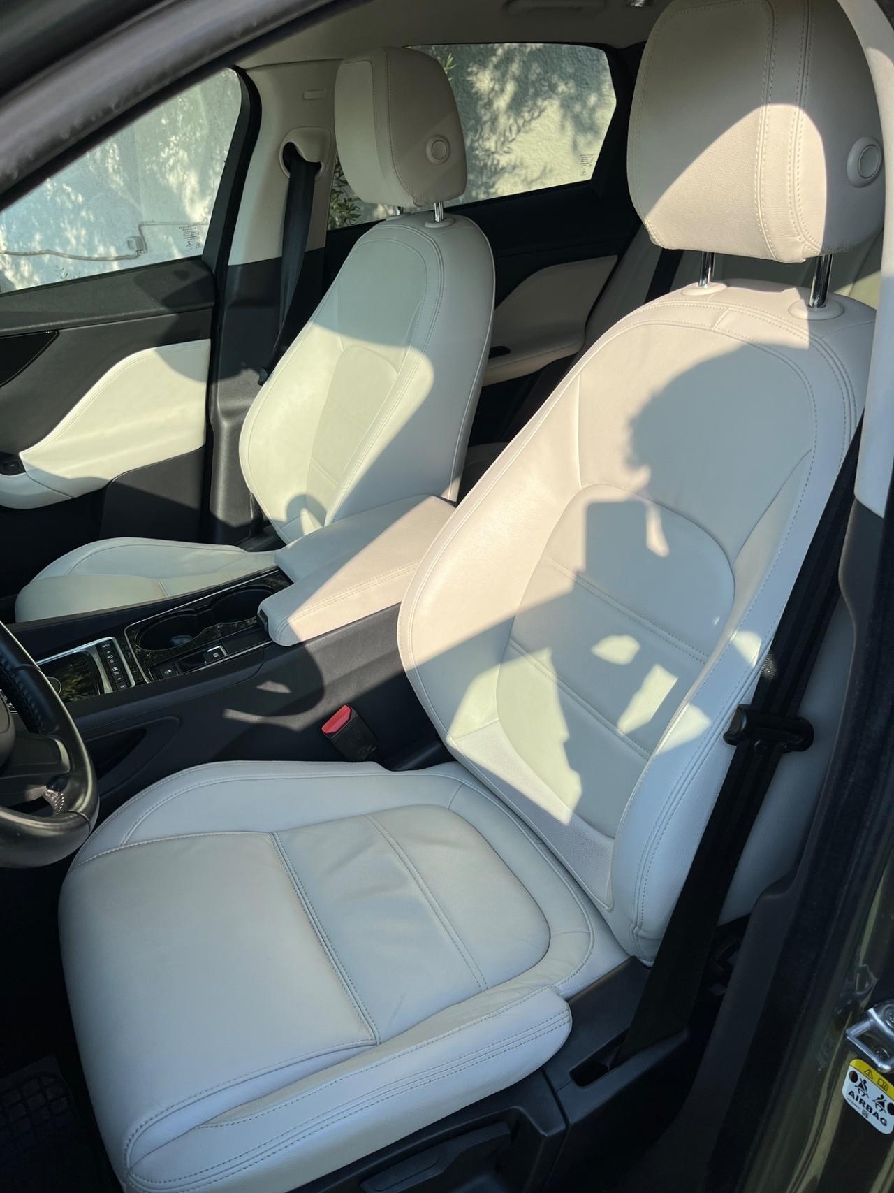 Jaguar F-Pace 2.0 D 180 CV AWD Portfolio