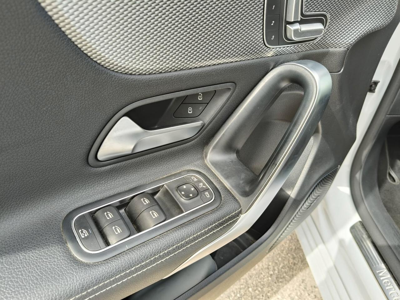 Mercedes-benz A 200 A 200 d Automatic Premium