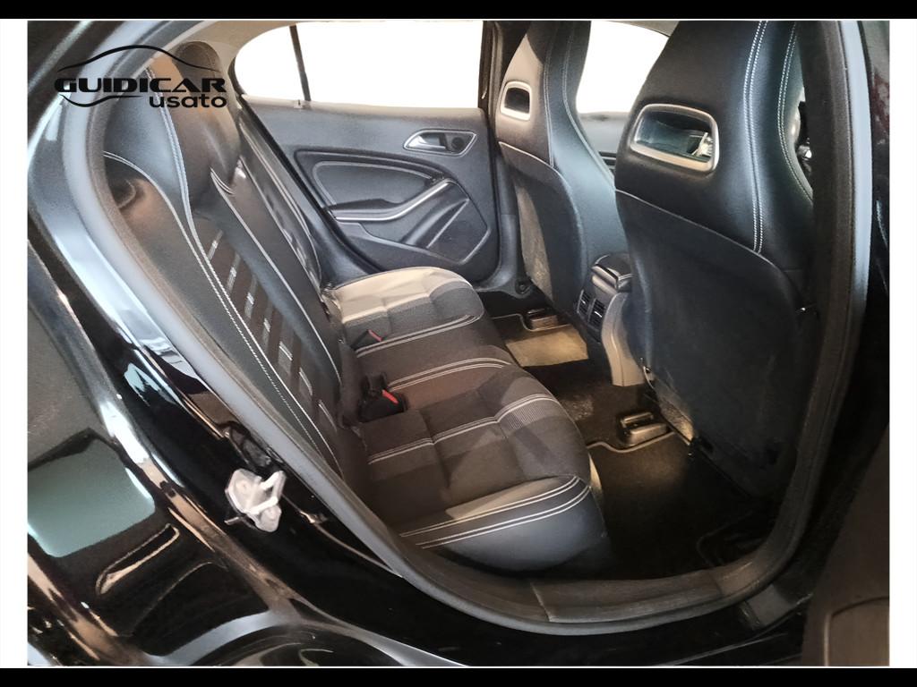 Mercedes-Benz GLA-X156 2017 - GLA 200 d Sport auto