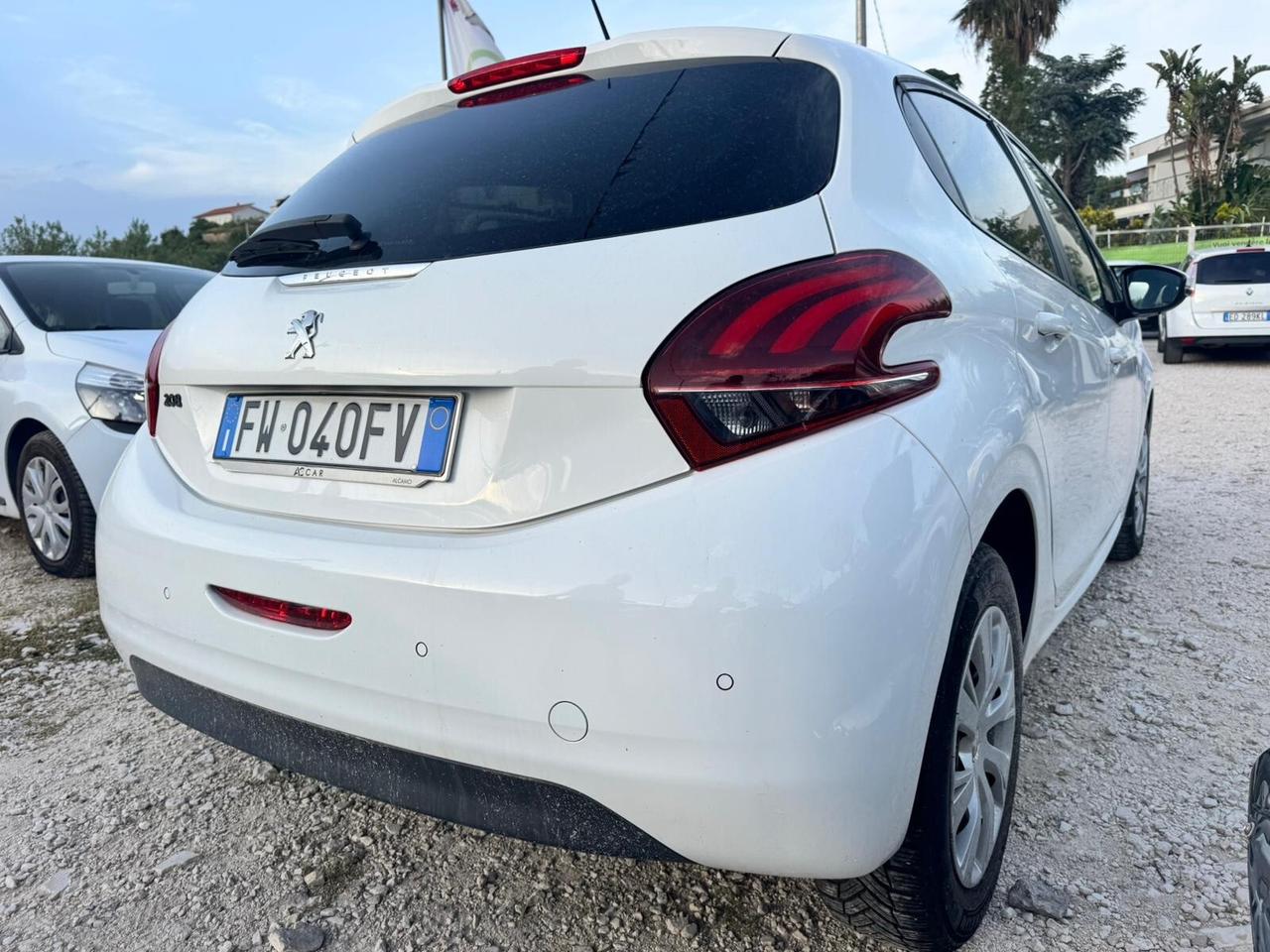 Peugeot 208 BlueHDi 100 S&S 5 porte Active