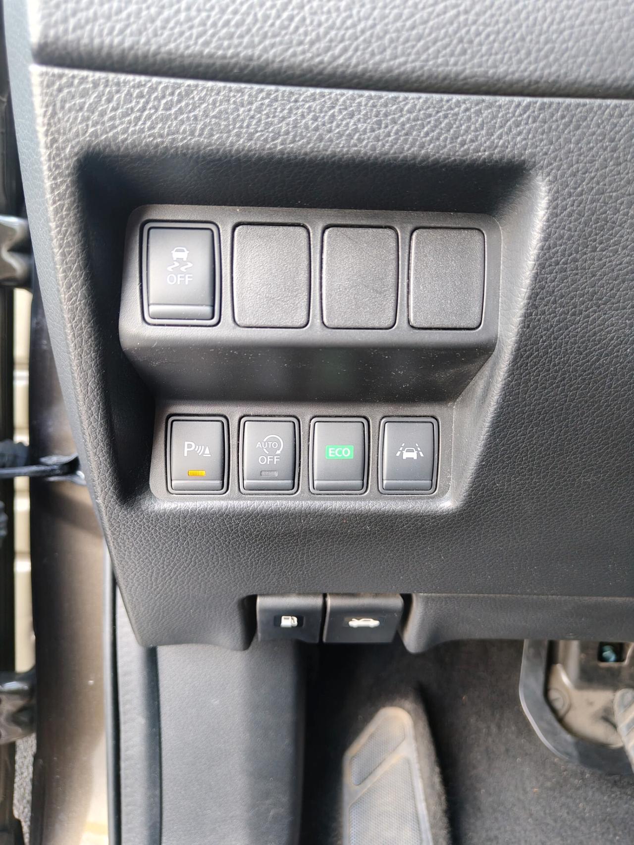 Nissan Qashqai 1.6 dCi DPF 360