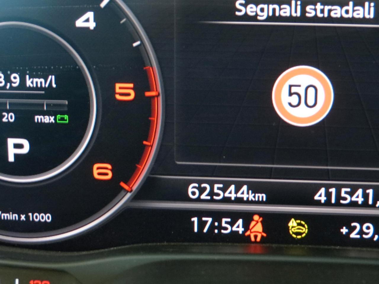 Audi Q2 35 TDI 150 cv quattro S tronic Admired Advanced