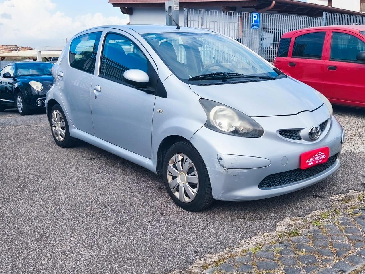 Toyota Aygo 1.0 12V VVT-i 5 porte