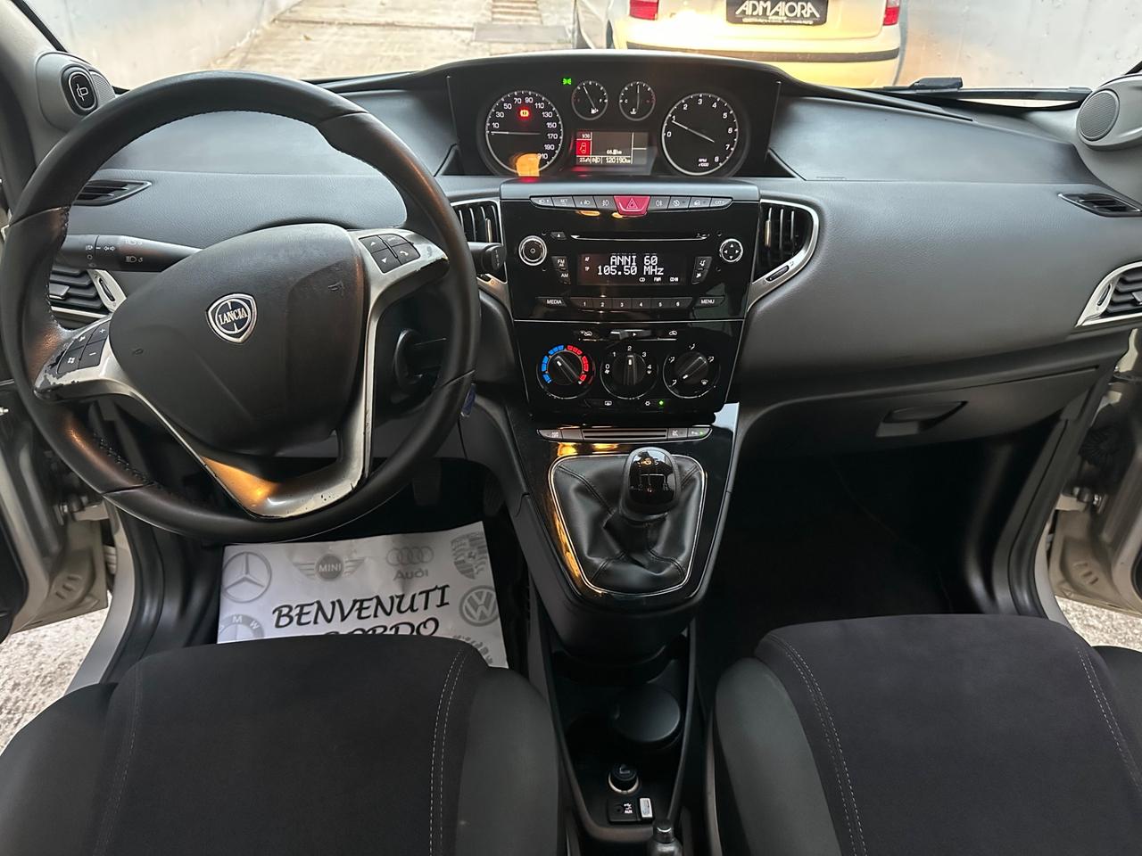 Lancia Ypsilon 1.2 69 CV 5 porte S&S Platinum