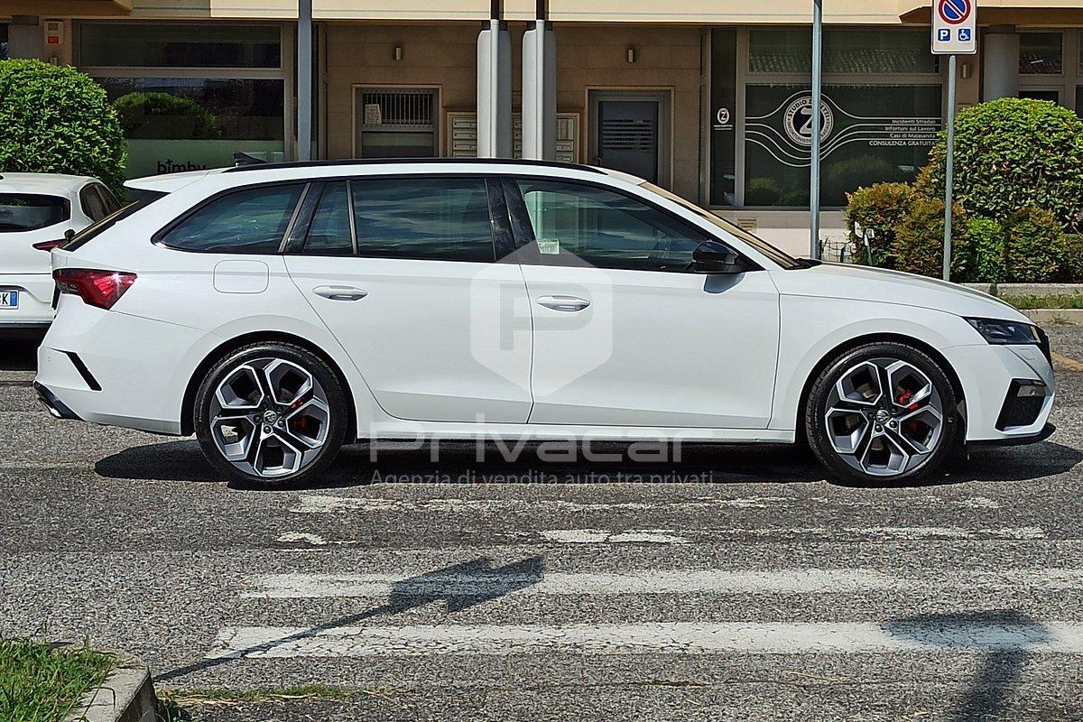 SKODA Octavia 2.0 TDI EVO SCR 200 CV DSG 4x4 Wagon RS