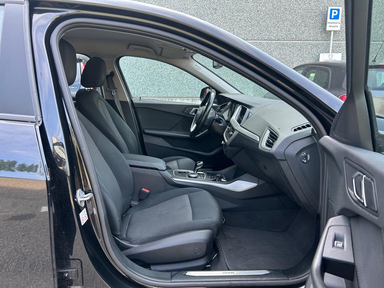 Bmw 116d Automatica – IVA Esposta Navi LED 2021
