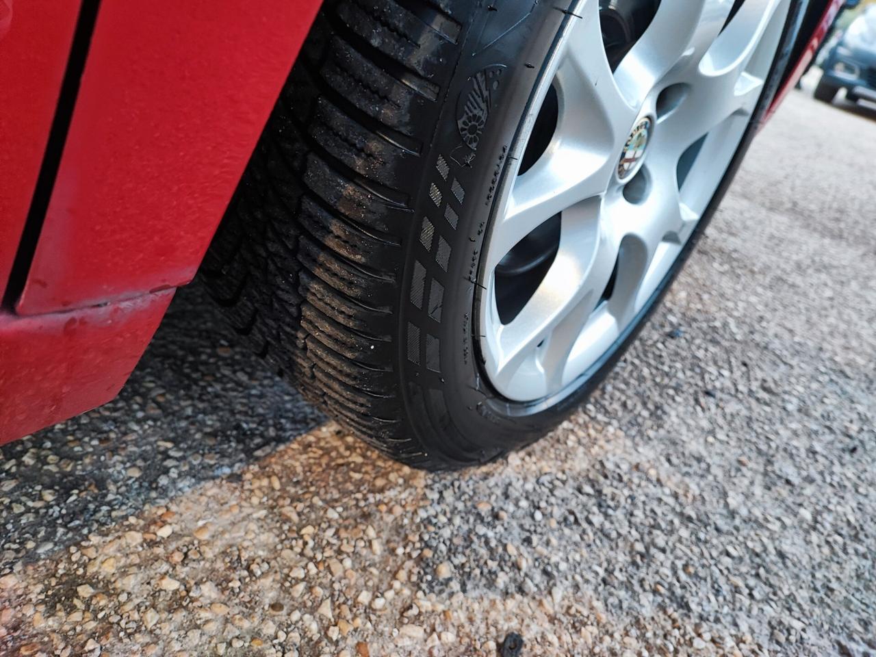 Alfa Romeo MiTo 1.3 JTDm-2 95 CV S&S Distinctive Sport Pack