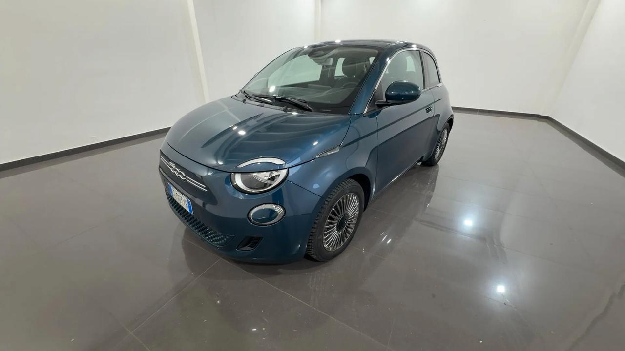 Fiat 500 500e Berlina 42 kWh Icon