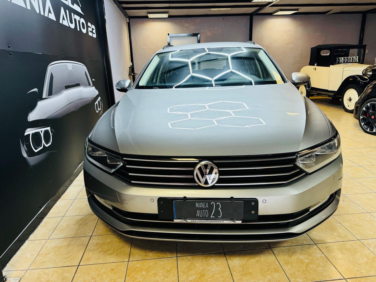 Volkswagen Passat Variant 1.6 TDI DSG*120 CV* BlueMotion*NEOPATENTATI*