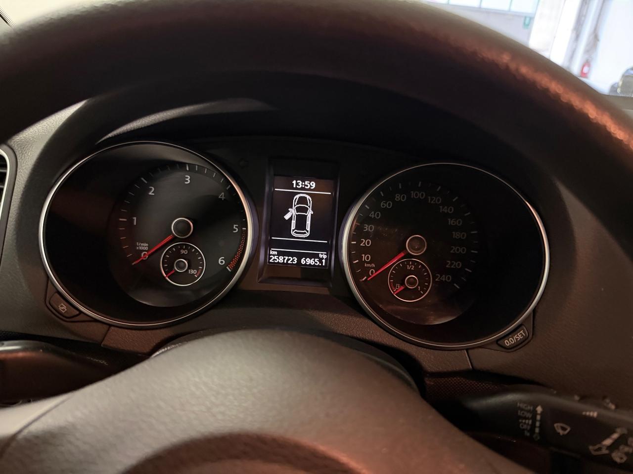 Volkswagen Golf 1.6 TDI DPF 5p.