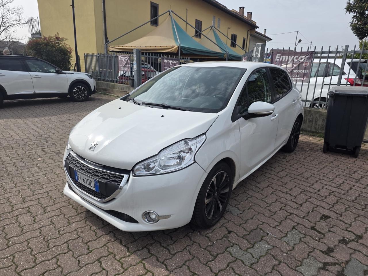 Peugeot 208 1.4 HDi 68 CV 5 porte Access