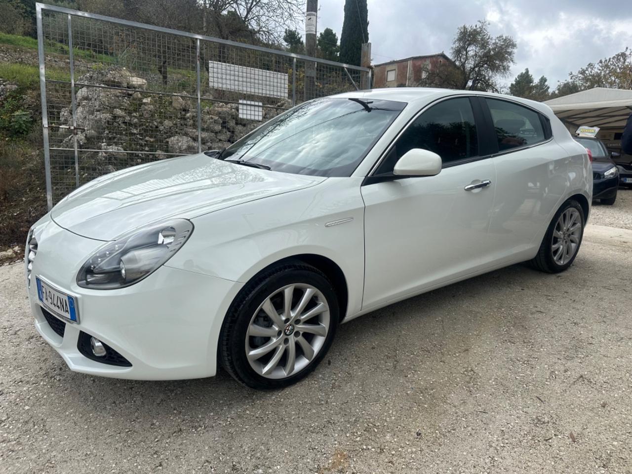 Alfa Romeo Giulietta 1.6 JTDm-2 120 CV Distinctive