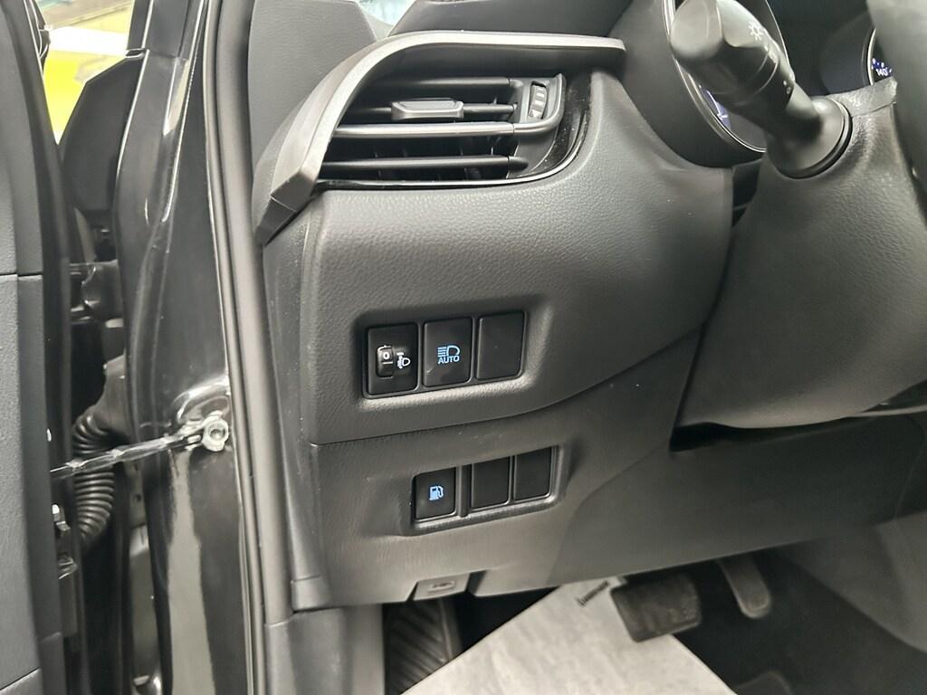 Toyota C-HR 1.8 Hybrid Business E-CVT