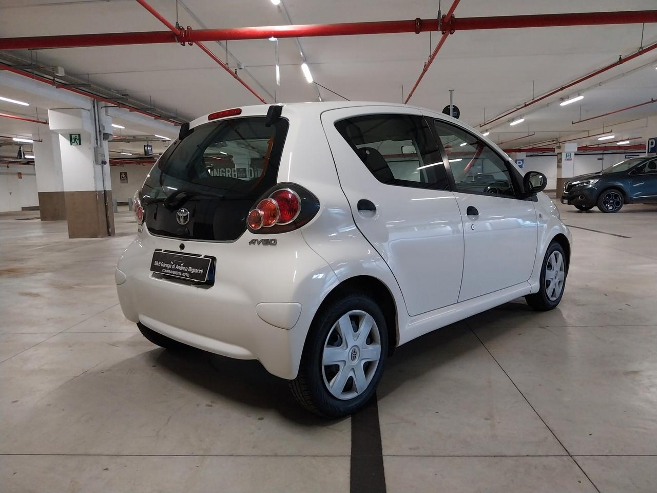 Toyota Aygo 1.0 - ok neopatentati