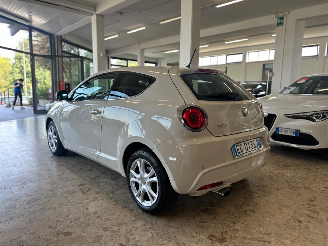 Alfa Romeo MiTo 1.4 78 CV Progression 06/2011 Neopatentati