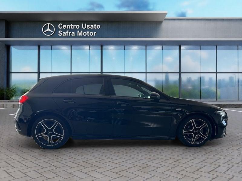 Mercedes-Benz Classe A A 180 d Premium Night edition auto