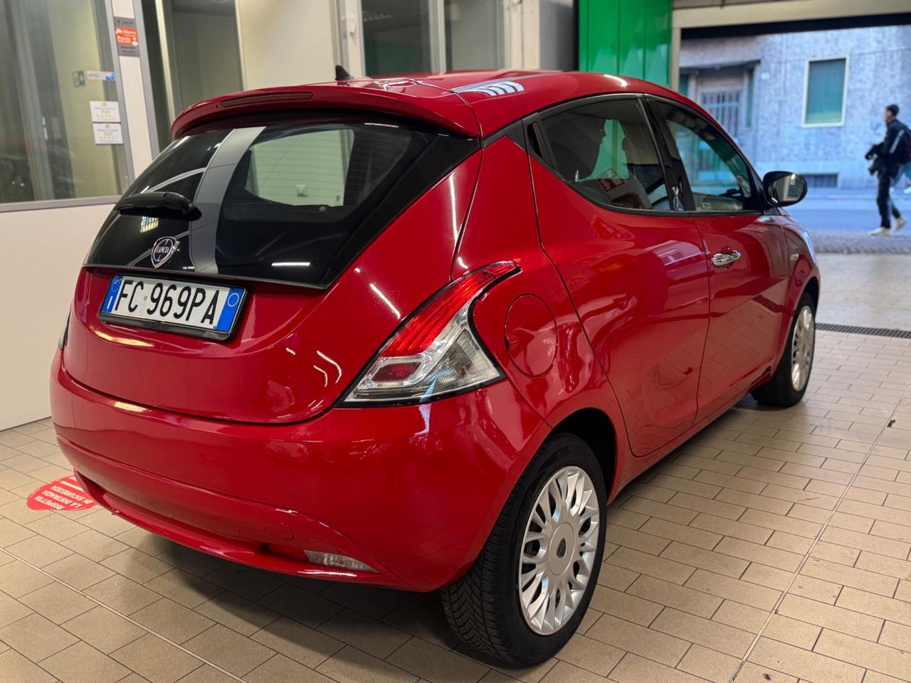 Lancia Ypsilon 1.2 69 CV 5 PREZZO REALE