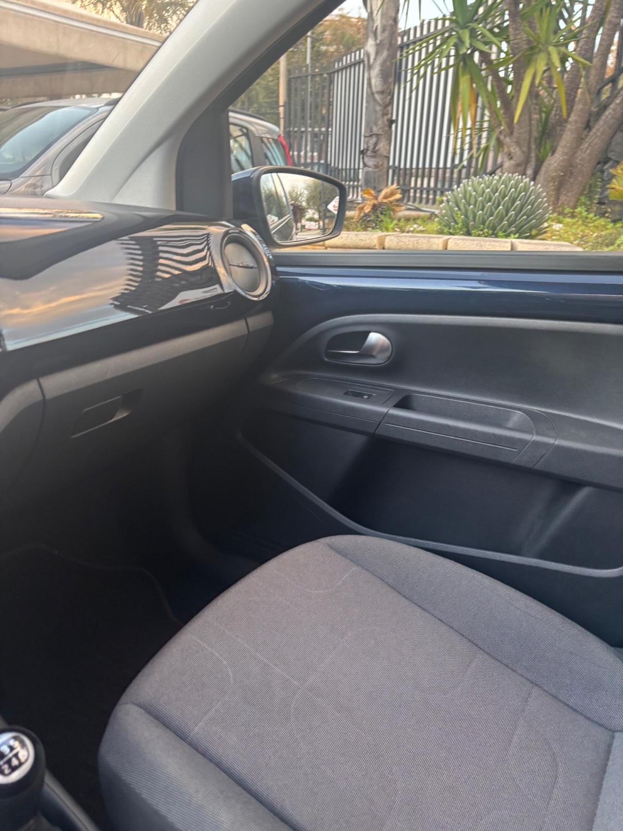 Volkswagen up! 1.0 75 CV 5p. move 2014