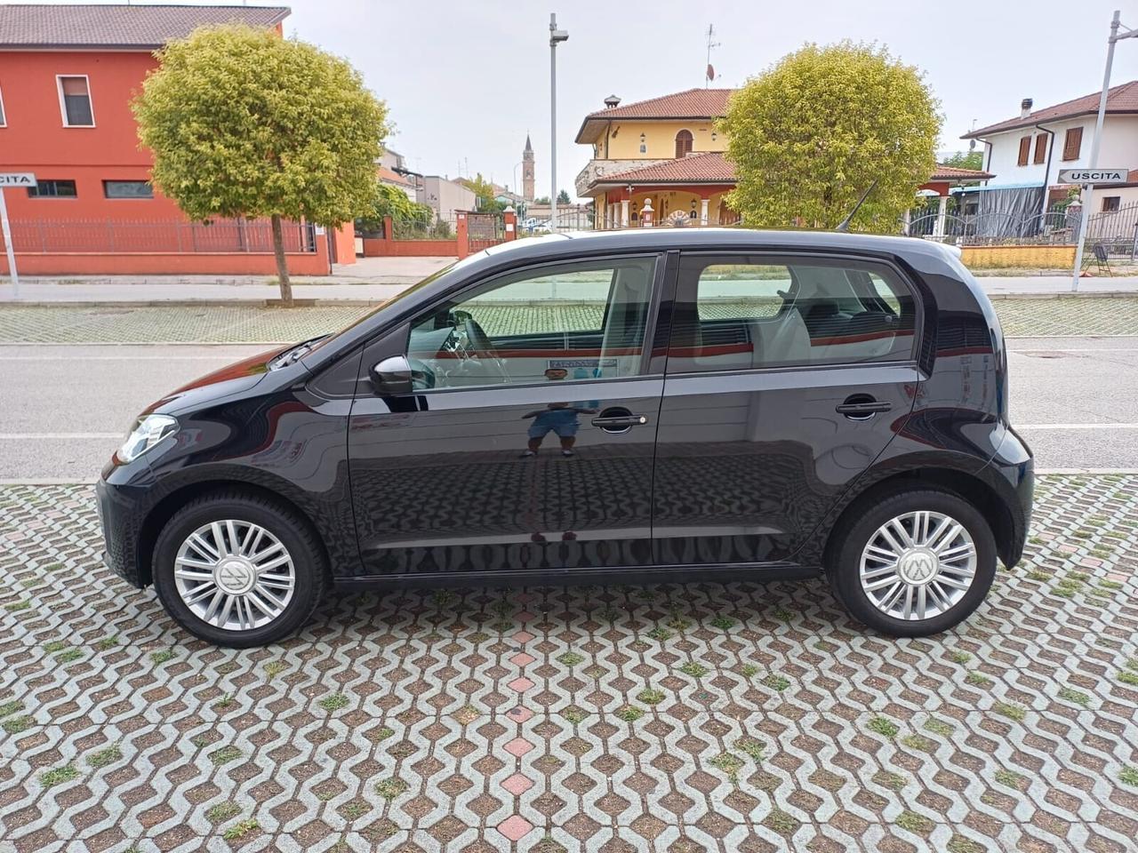 Volkswagen Up! 1.0 68 cv 5 porte Eco Move Up! BlueMotion Technology