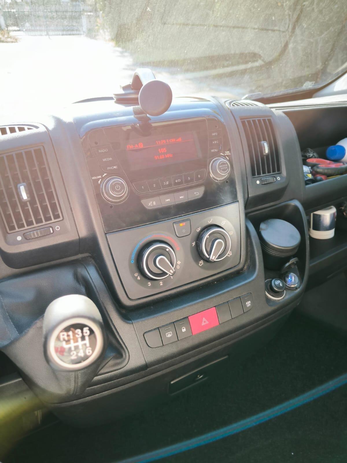 Peugeot Boxer 330 2.0 BlueHDi/110CV FAP PC-TN Combi Comfort