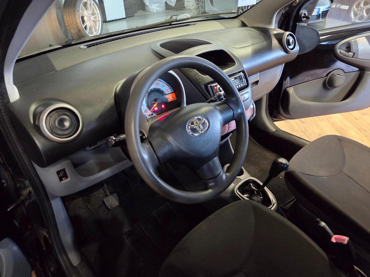 Toyota Aygo 5 Porte Aygo 5p 1.0 Sol