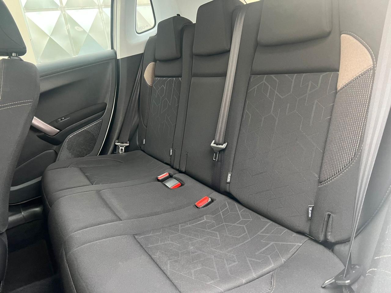 PEUGEOT 2008 1.6 HDi 92 CV 2015!!! ALLURE!!!