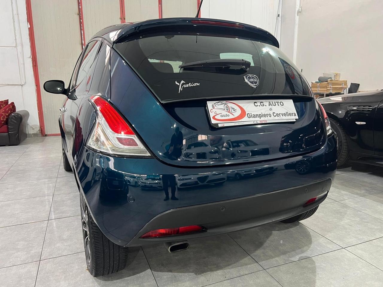 Lancia Ypsilon 1.2 69 CV - 30th Anniversary - 2015