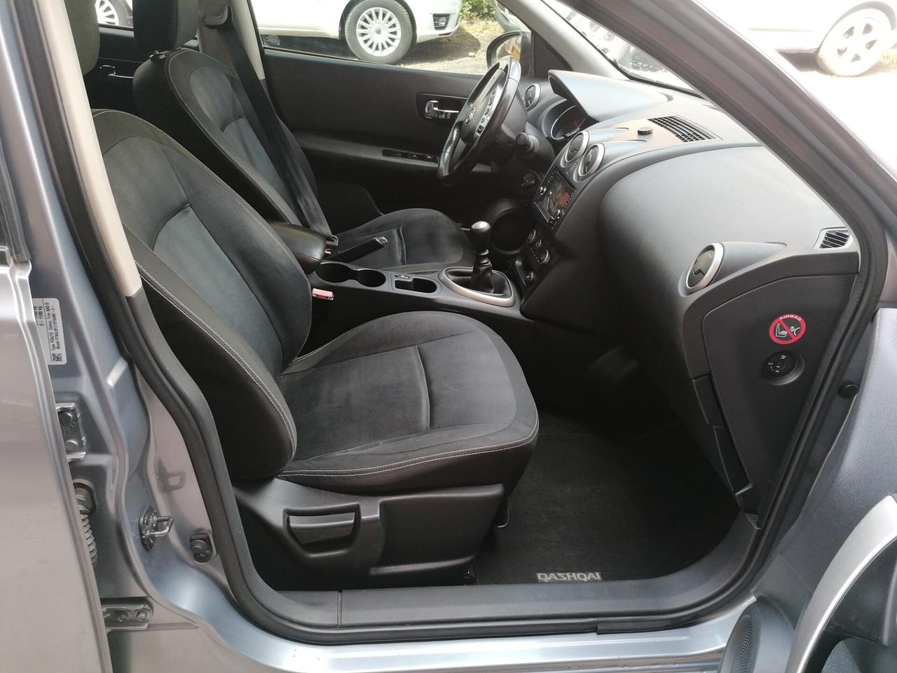 Nissan Qashqai 1.5 dCi DPF Tekna(full optional)