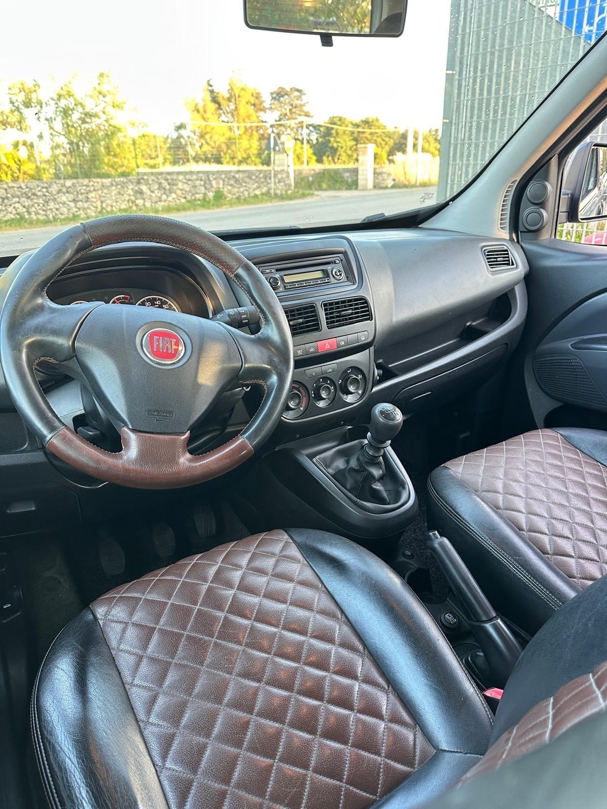 Fiat Doblò 1.6 MJT 120 cv-2011/PELLE/CLIMA