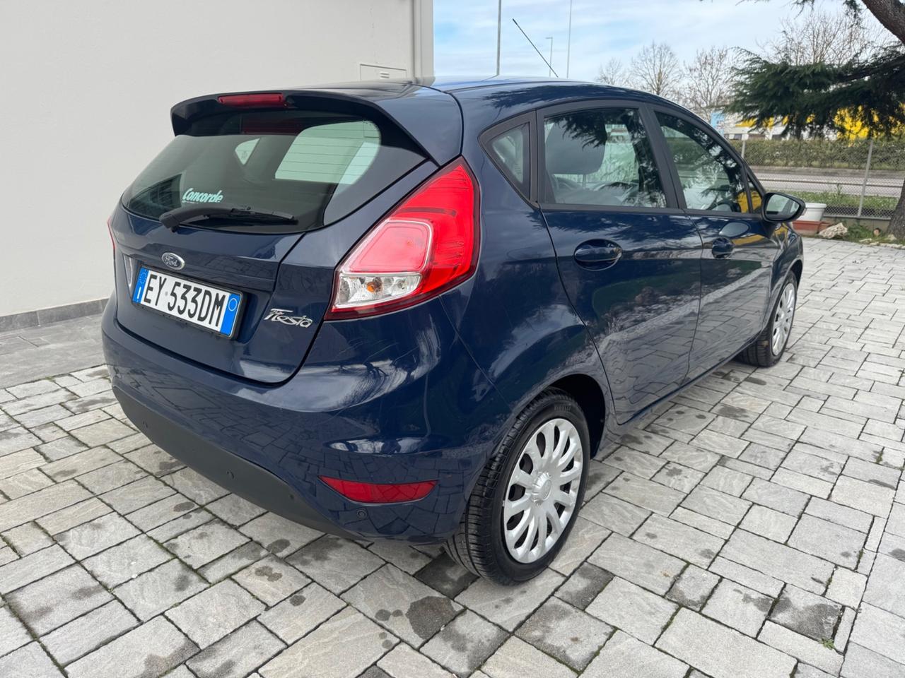 Ford Fiesta 1.5 TDCi 75CV 5 porte Business OK NEOPATENTATI