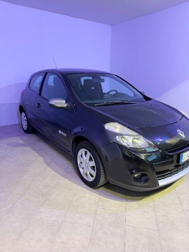 RENAULT Clio 1.2 16V TCE 100CV 3 porte Luxe