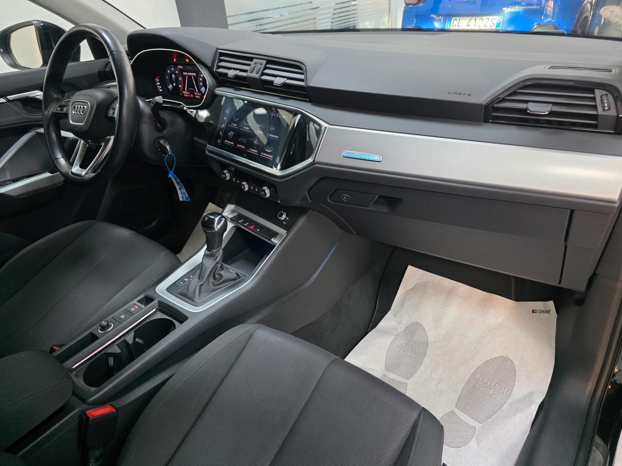 Audi Q3 35 TDI S tronic Business Advanced