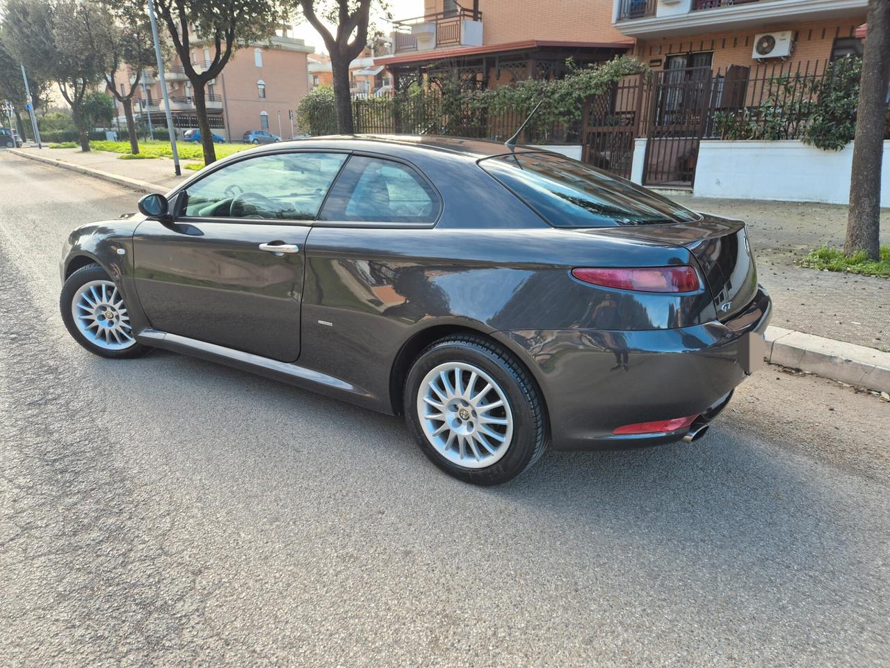 Alfa Romeo gt 1.9 150cv multijet anno 07