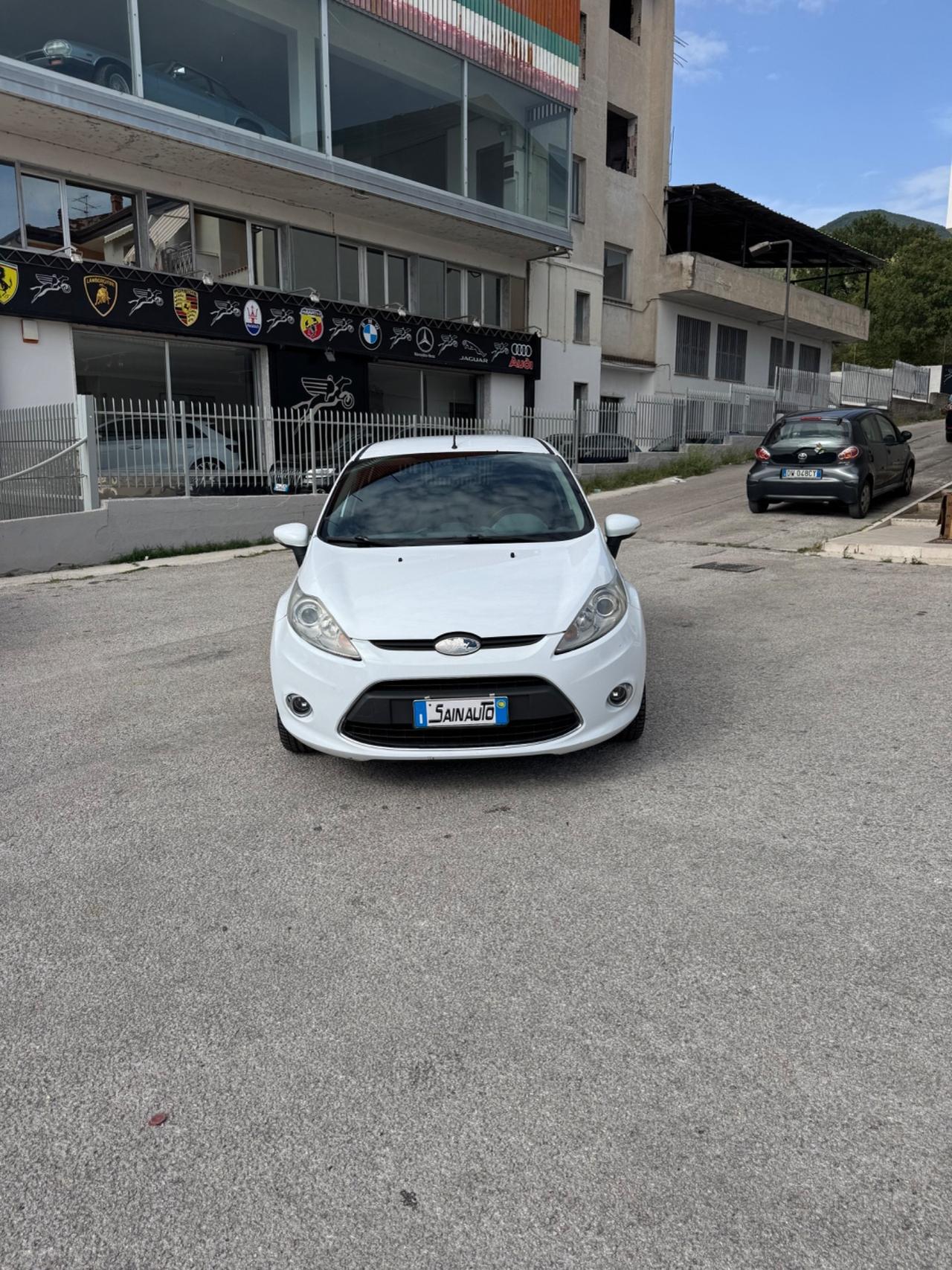 Ford Fiesta 1.2 82 CV 5 porte Titanium GARANZIA