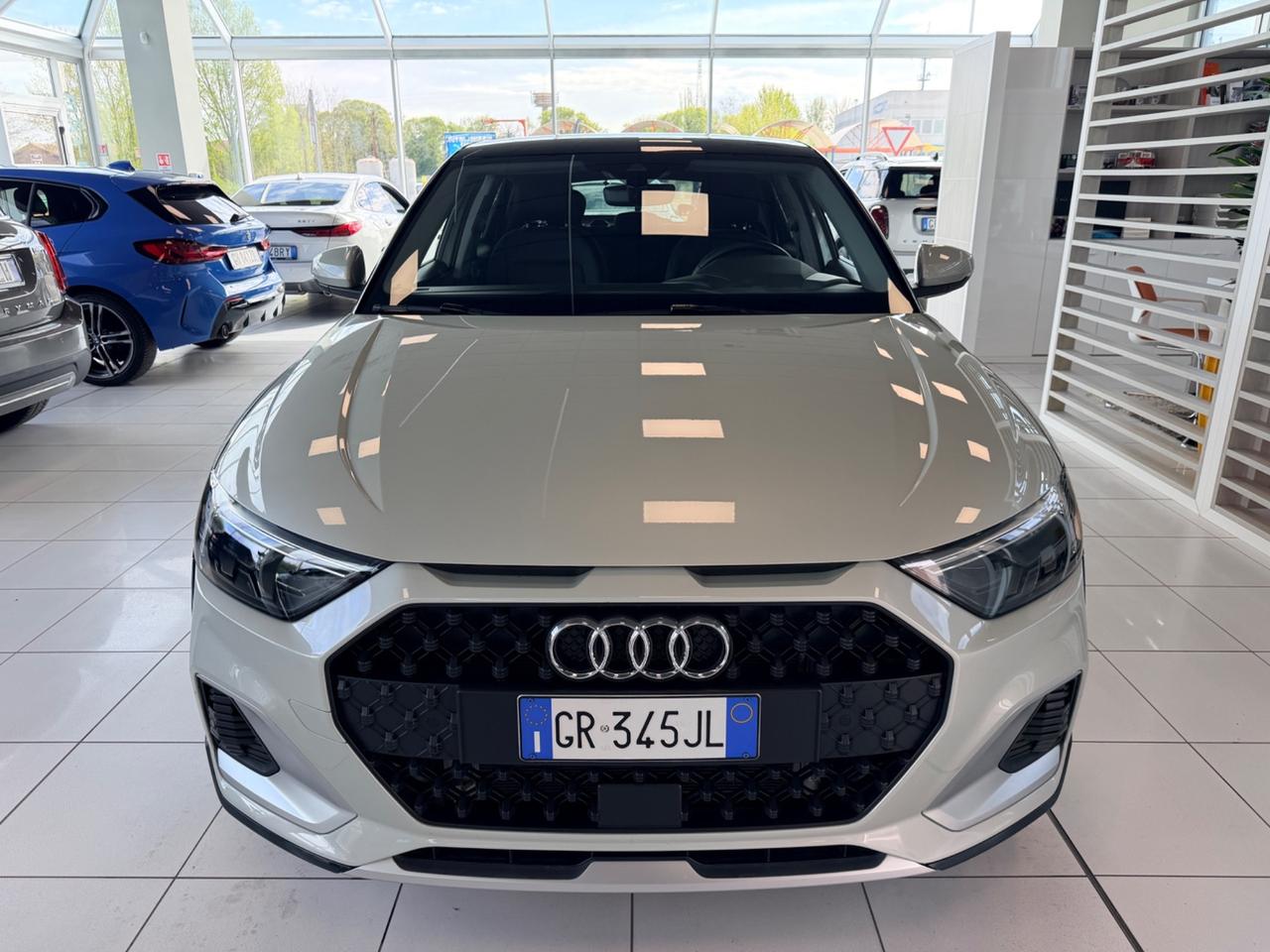 Audi A1 allstreet 30 TFSI S tronic Business