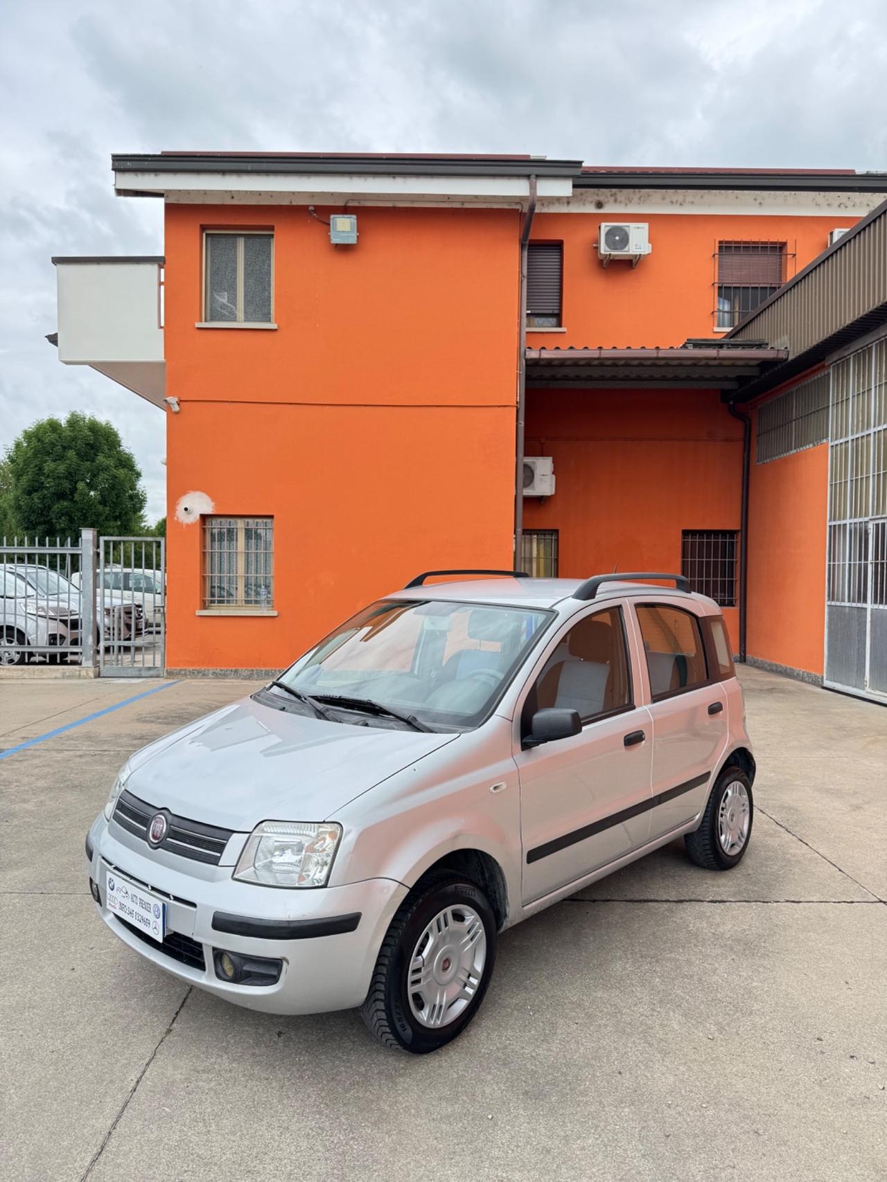 Fiat Panda 1.2 Dynamic si neopatentati