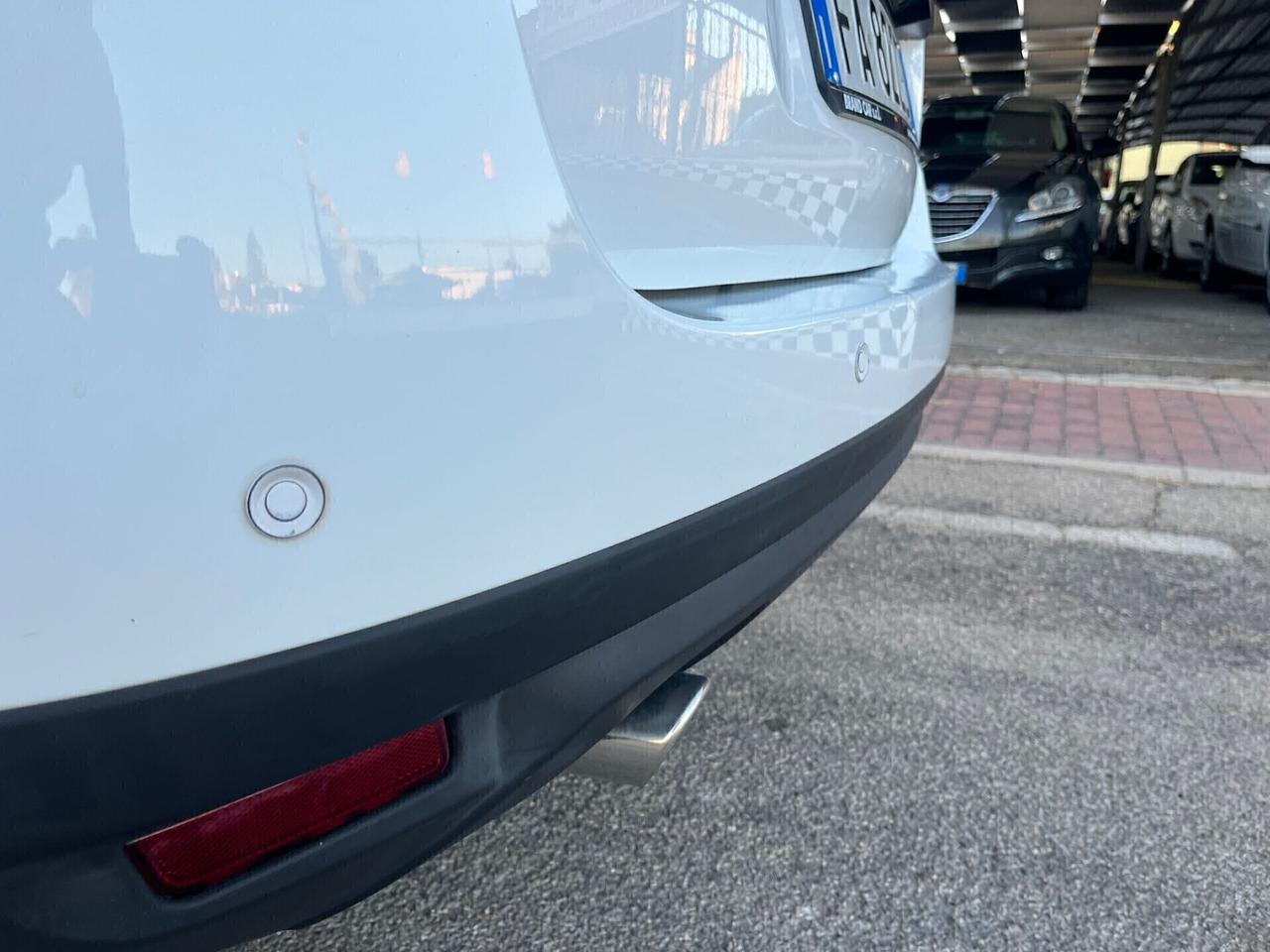 Dacia Duster 1.6 GPL Lauréate Unipro 2015