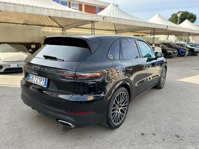 PORSCHE Cayenne 3.0 V6