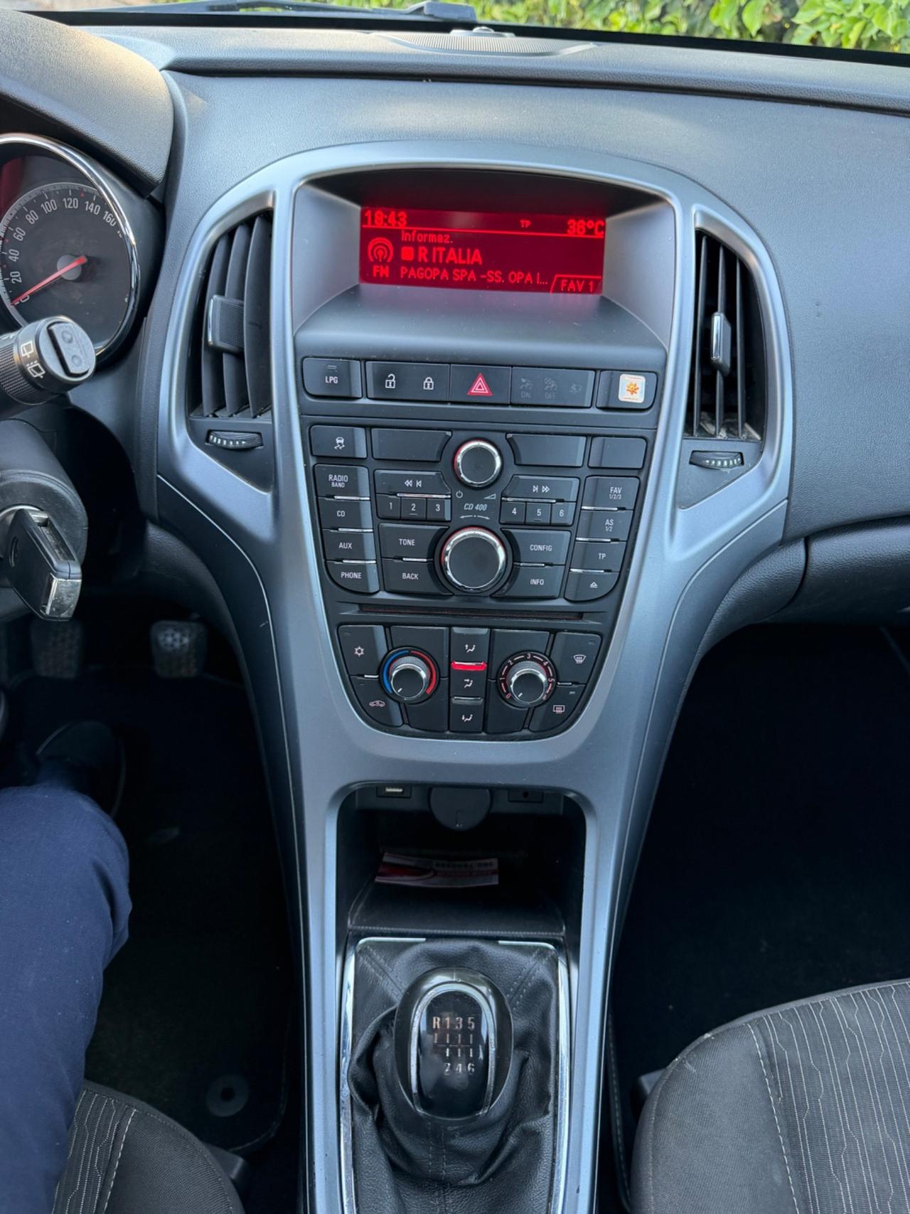 Opel Astra 1.4 Turbo 140CV Sports Tourer GPL Tech Elective