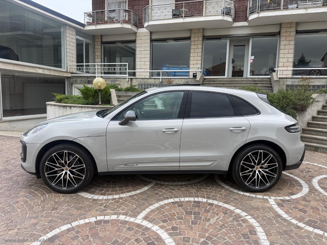 PORSCHE Macan 2.0 T IVA ESPOSTA