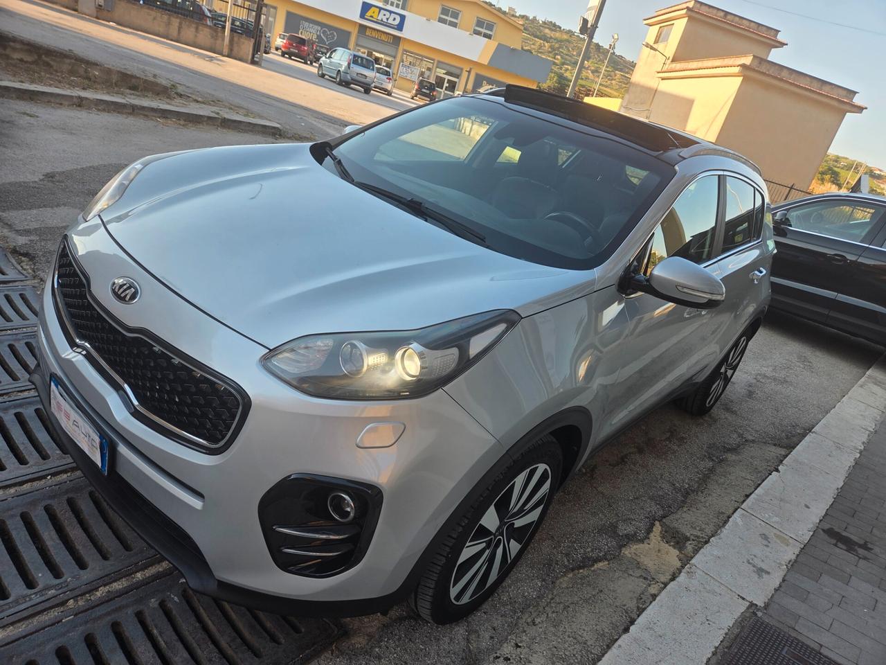 KIA SPORTAGE 1.7 115 CV TETTO APRIBILE SOLI KM 100000 CERTIF