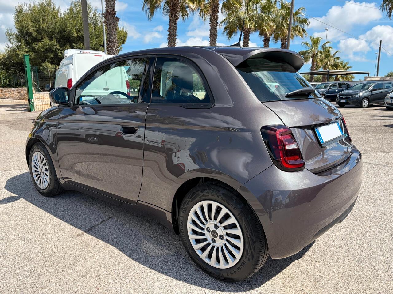 Fiat 500e Berlina 23,8 kWh Action