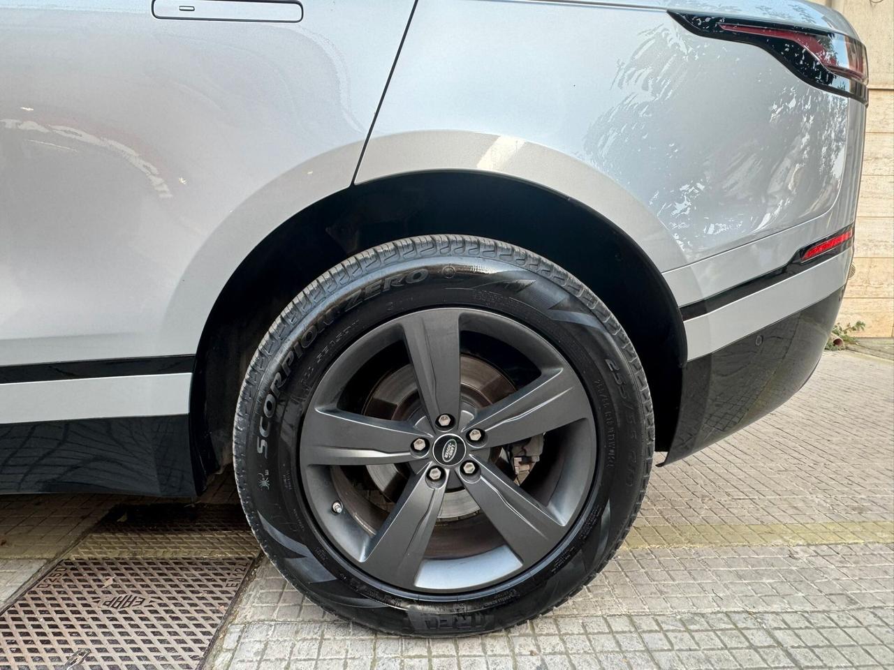 Land Rover Range Velar 2.0D I4 240 CV R-Dynamic HSE