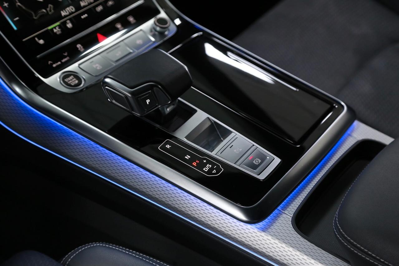 Audi Q8 50 TDI mhev 286 cv quattro tiptronic S line edition