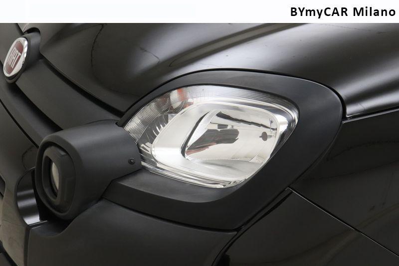 Fiat Panda 1.0 FireFly Hybrid (Red)