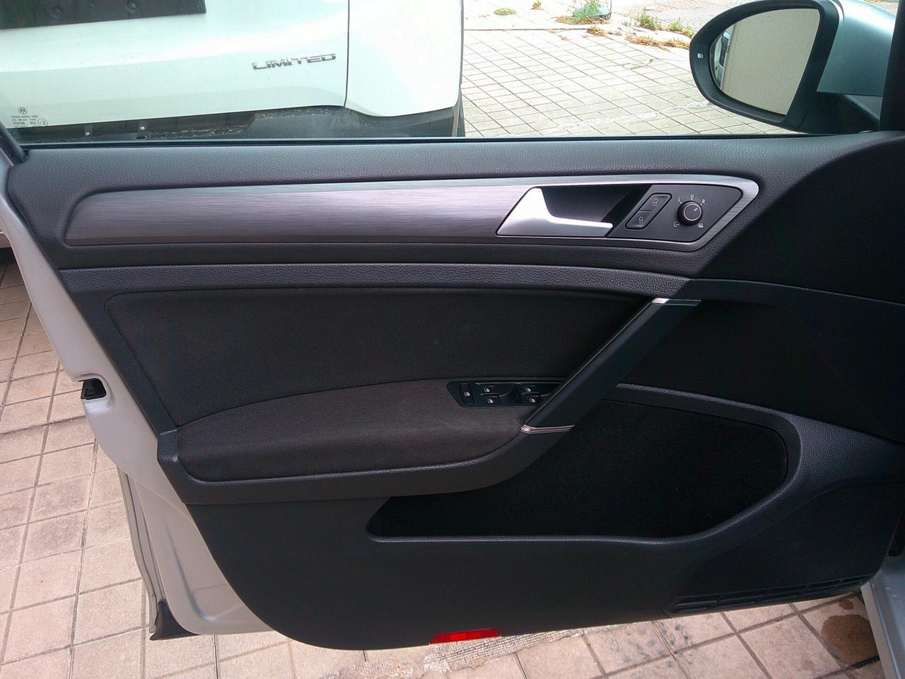Volkswagen Golf 1.6 TDI 115 CV 5p. Business BlueMotion Technology